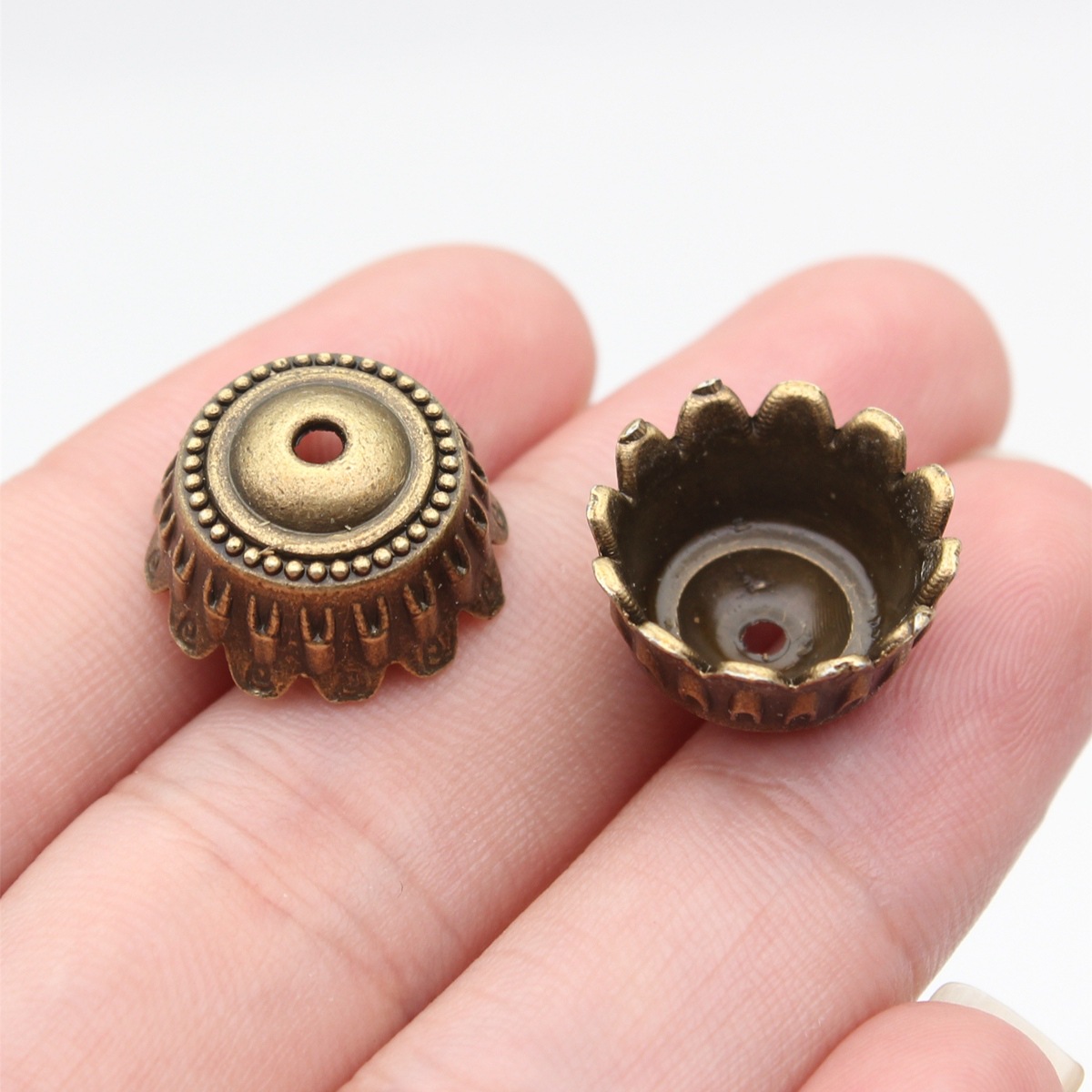 Penutup Rumbai Logam Penghenti - Jewelry Making Wax ulasan dan harga